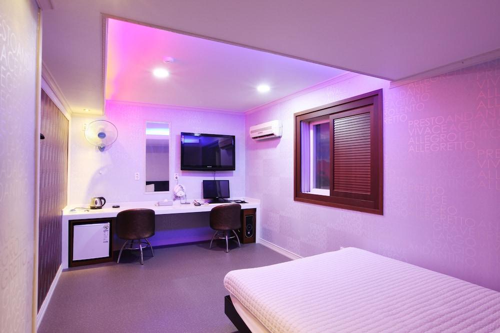 Top Motel Пусан Экстерьер фото